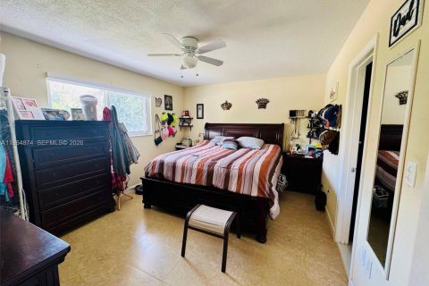 Купить виллу или дом в Хомстед, Флорида 4 спальни, 135.45м2, № 2028013 - фото 17