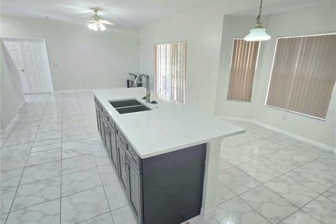 House in Ocoee, Florida 4 bedrooms, 231.88 sq.m. № 1653733 - photo 8
