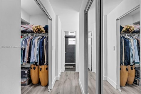 Copropriété à louer à Miami, Floride: 1 chambre, 93.09 m2 № 1966804 - photo 12