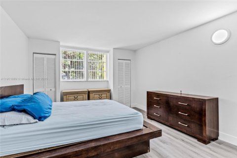 Copropriété à louer à Miami, Floride: 1 chambre, 93.09 m2 № 1966804 - photo 11