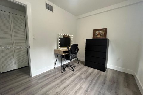 Appartement à louer à Miami, Floride: 2 chambres № 2390384 - photo 10