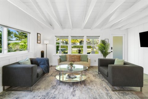 Villa ou maison à vendre à Wilton Manors, Floride: 2 chambres, 83.24 m2 № 1998860 - photo 3