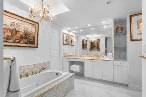 Купить кондоминиум в Авентура, Флорида 2 спальни, 219.25м2, № 1841185 - фото 24
