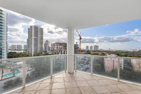 Купить кондоминиум в Авентура, Флорида 2 спальни, 219.25м2, № 1841185 - фото 12