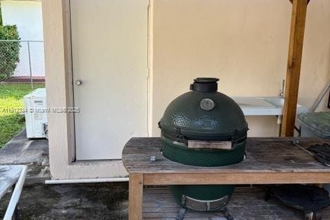 Casa en venta en Miami, Florida, 3 dormitorios, 160.81 m2 № 1969217 - foto 21