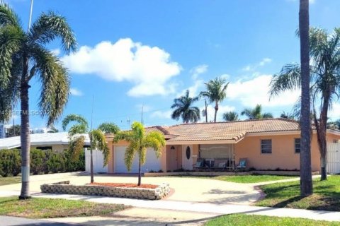 Villa ou maison à Pompano Beach, Floride 2 chambres, 119.66 m2 № 2258052