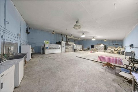 Commercial property in Ocala, Florida № 2237093 - photo 4