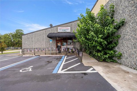 Commercial property in Ocala, Florida № 2237093 - photo 17
