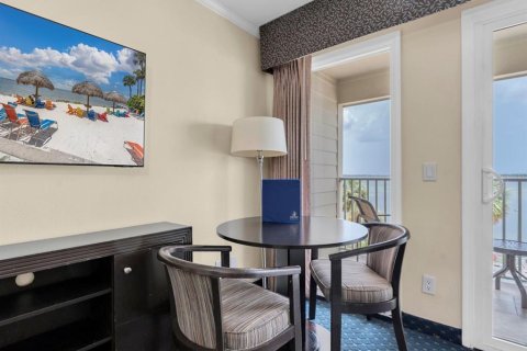 Condo in Tampa, Florida, 1 bedroom  № 1884729 - photo 3