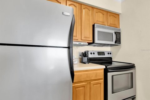Condo in Tampa, Florida, 1 bedroom  № 1884729 - photo 12