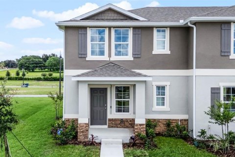 Townhouse in Winter Garden, Florida 3 bedrooms, 168.71 sq.m. № 1825055 - photo 1