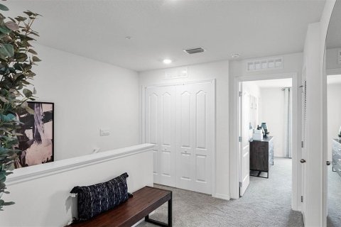 Townhouse in Winter Garden, Florida 3 bedrooms, 168.71 sq.m. № 1825055 - photo 16