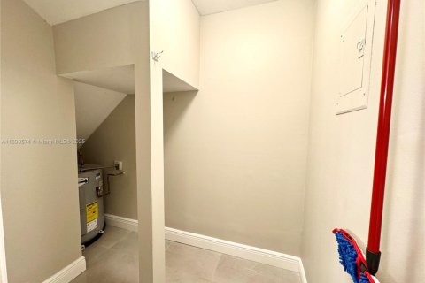 Townhouse in Boca Raton, Florida 2 bedrooms, 132.48 sq.m. № 1953553 - photo 8