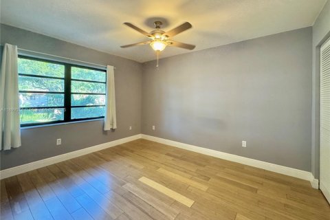 Townhouse in Boca Raton, Florida 2 bedrooms, 132.48 sq.m. № 1953553 - photo 22