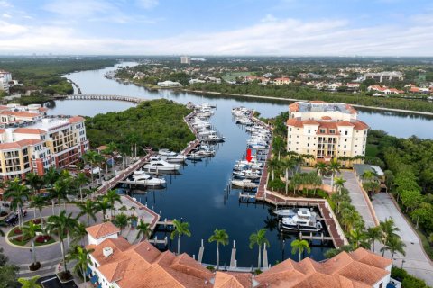 Commercial property in Jupiter, Florida № 2431445 - photo 4