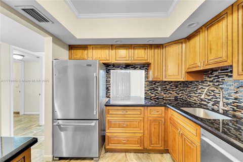Condo in Margate, Florida, 2 bedrooms  № 1639337 - photo 6