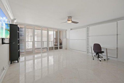 Condominio en venta en Fort Lauderdale, Florida, 2 dormitorios, 173.73 m2 № 2346169 - foto 16