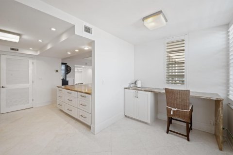 Condominio en venta en Fort Lauderdale, Florida, 2 dormitorios, 173.73 m2 № 2346169 - foto 14