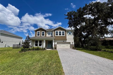 House in Oviedo, Florida 5 bedrooms, 365.29 sq.m. № 1880687 - photo 2