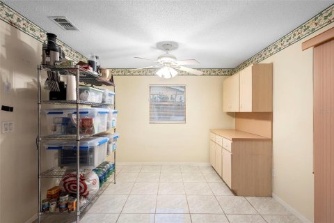 House in Orange City, Florida 2 bedrooms, 134.43 sq.m. № 2108192 - photo 27