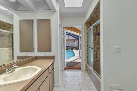 House in Punta Gorda, Florida 3 bedrooms, 206.89 sq.m. № 1625598 - photo 25