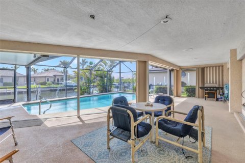 House in Punta Gorda, Florida 3 bedrooms, 206.89 sq.m. № 1625598 - photo 28