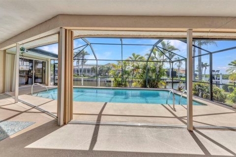House in Punta Gorda, Florida 3 bedrooms, 206.89 sq.m. № 1625598 - photo 30