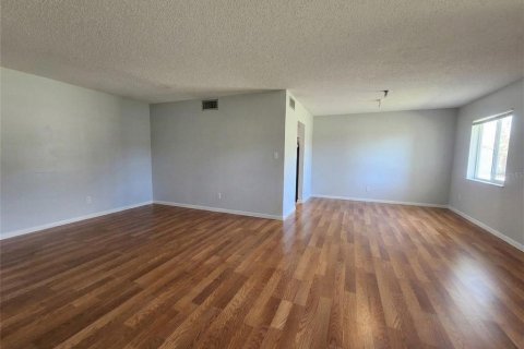 Condominio en venta en Ocala, Florida, 3 dormitorios, 121.14 m2 № 2095203 - foto 19