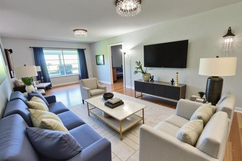 Condominio en venta en Ocala, Florida, 3 dormitorios, 121.14 m2 № 2095203 - foto 3