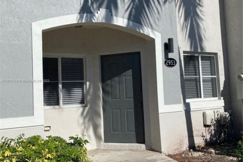 Touwnhouse à vendre à Homestead, Floride: 2 chambres, 108.32 m2 № 1969360 - photo 3