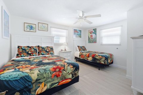 Condo in Sarasota, Florida, 2 bedrooms  № 2234570 - photo 23