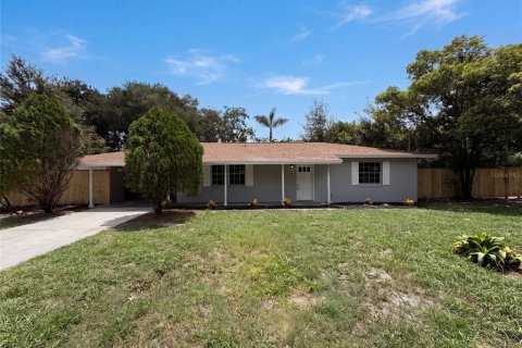 House in Orlando, Florida 2 bedrooms, 138.98 sq.m. № 2224997