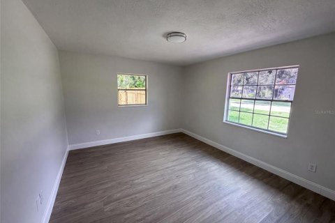 Villa ou maison à vendre à Orlando, Floride: 2 chambres, 138.98 m2 № 2224997 - photo 4
