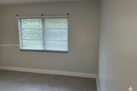 Copropriété à louer à West Palm Beach, Floride: 2 chambres, 85.1 m2 № 1996811 - photo 7