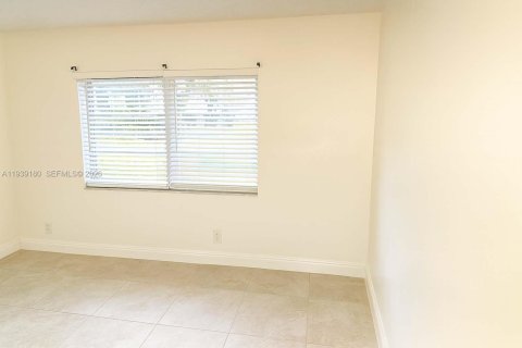 Copropriété à louer à West Palm Beach, Floride: 2 chambres, 85.1 m2 № 1996811 - photo 11