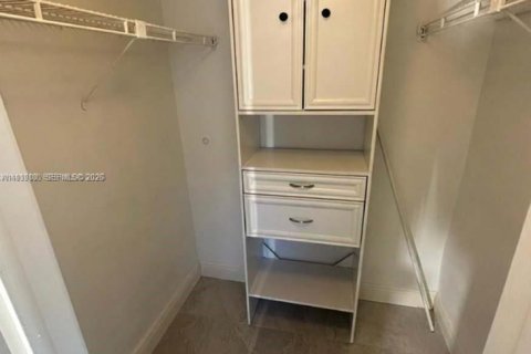 Copropriété à louer à West Palm Beach, Floride: 2 chambres, 85.1 m2 № 1996811 - photo 6