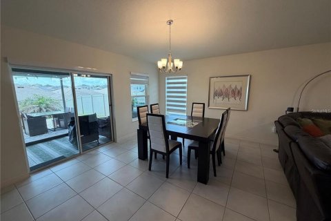 Villa ou maison à louer à Winter Haven, Floride: 4 chambres, 186.18 m2 № 2386524 - photo 7