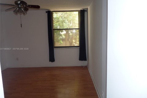 Condominio en venta en Miami, Florida, 2 dormitorios, 84.17 m2 № 2030643 - foto 9