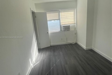 Снять в аренду квартиру в Майами-Бич, Флорида 3 спальни, 102.19м2, № 1924239 - фото 10