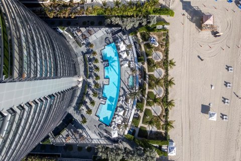 Condo in Sunny Isles Beach, Florida, 4 bedrooms  № 2194230 - photo 22