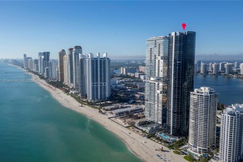 Condo in Sunny Isles Beach, Florida, 4 bedrooms  № 2194230 - photo 28