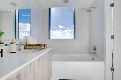 Copropriété à louer à Miami, Floride: 2 chambres, 87.7 m2 № 1977901 - photo 20