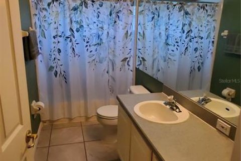 Casa en venta en Kissimmee, Florida, 5 dormitorios, 173.17 m2 № 1908700 - foto 14