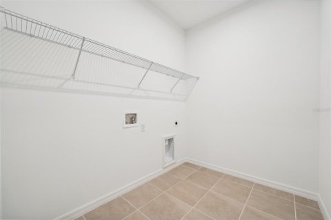 House in Eagle Lake, Florida 4 bedrooms, 185.9 sq.m. № 1916983 - photo 22