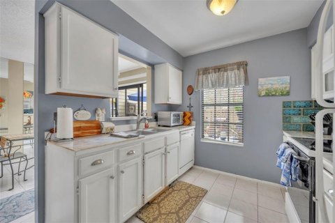 Adosado en venta en Casselberry, Florida, 2 dormitorios, 113.62 m2 № 2204283 - foto 13