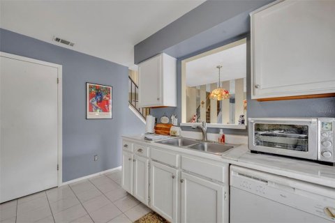 Adosado en venta en Casselberry, Florida, 2 dormitorios, 113.62 m2 № 2204283 - foto 12