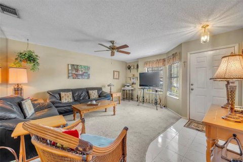 Adosado en venta en Casselberry, Florida, 2 dormitorios, 113.62 m2 № 2204283 - foto 3