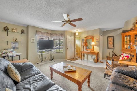 Adosado en venta en Casselberry, Florida, 2 dormitorios, 113.62 m2 № 2204283 - foto 4