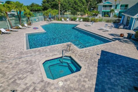 Condominio en venta en Palm Harbor, Florida, 2 dormitorios, 83.43 m2 № 2198319 - foto 26