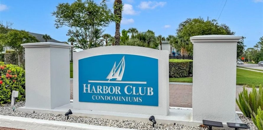 Condominio en Palm Harbor, Florida, 2 dormitorios  № 2198319